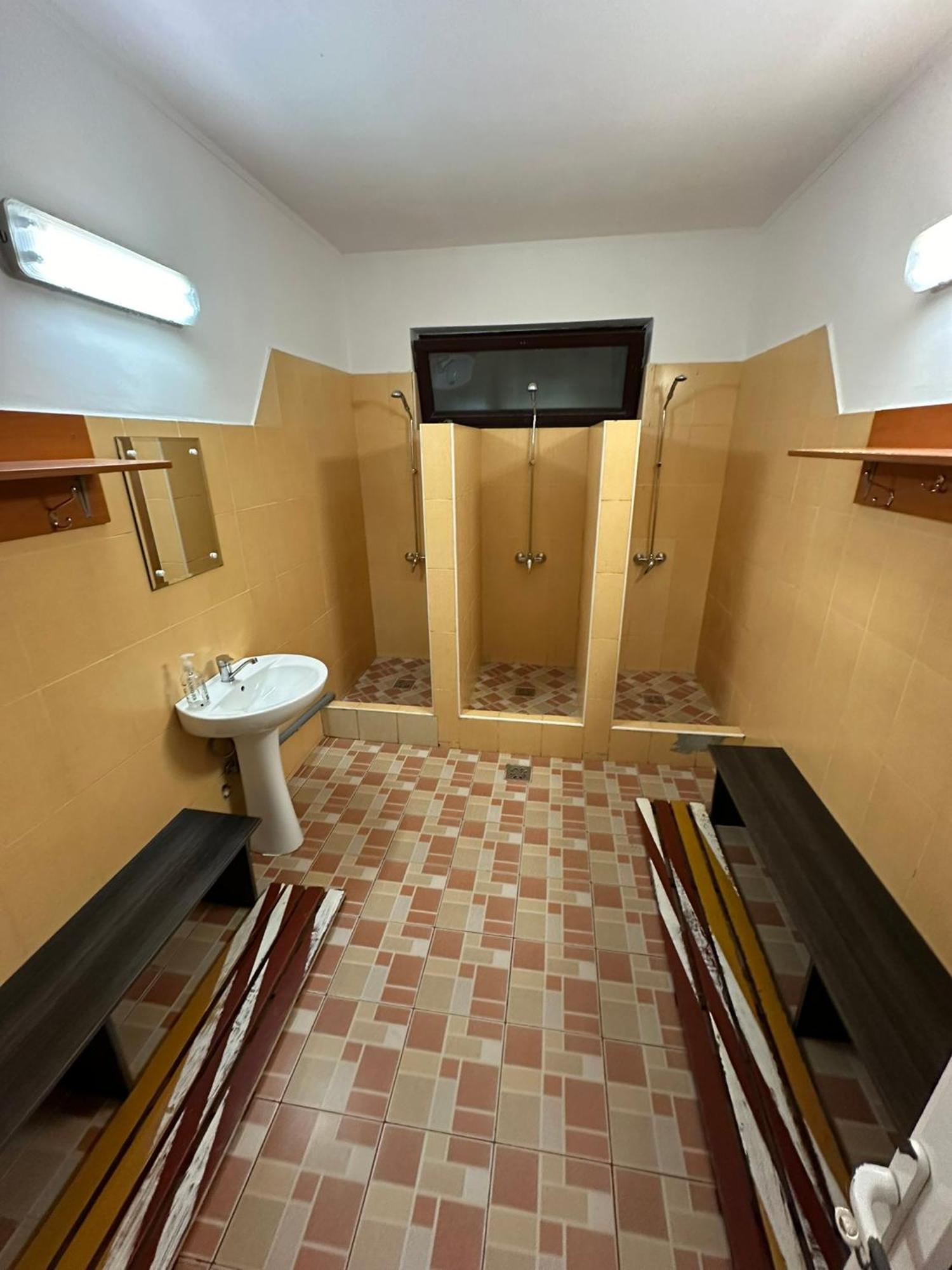 Restaurant Motel Dolorean Săcele Zewnętrze zdjęcie